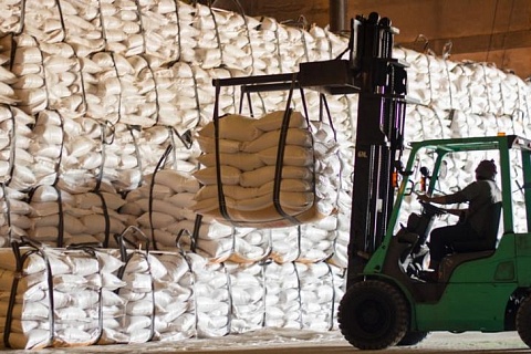Россельхозбанк выставил на продажу сахарные активы