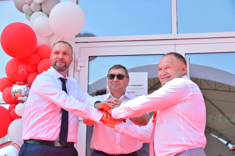 «Ростсельмаш» открыл центр в Новосибирской области