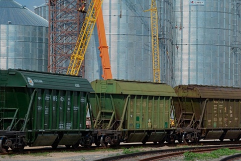 Компании из группы ВТБ будут развивать маршрутизацию зерновых перевозок