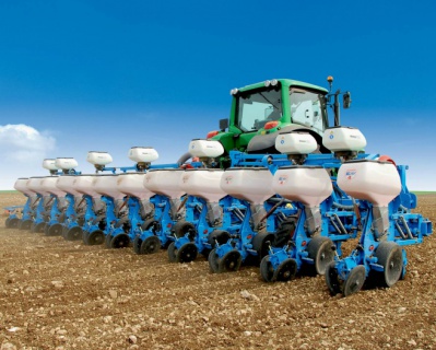 John Deere объявляет о приобретении компании Monosem, европейского лидера по производству сеялок точного высева