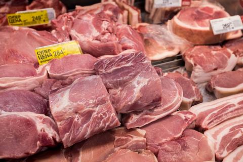 РСХБ: в 2022 году потребление мяса в России может увеличиться