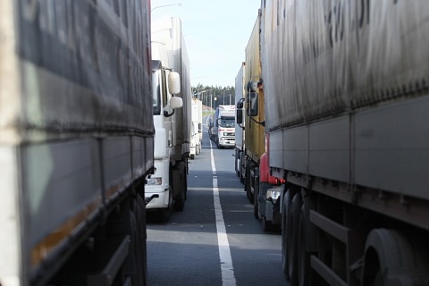 С октября Россия может ввести запрет на въезд грузовиков из ЕС