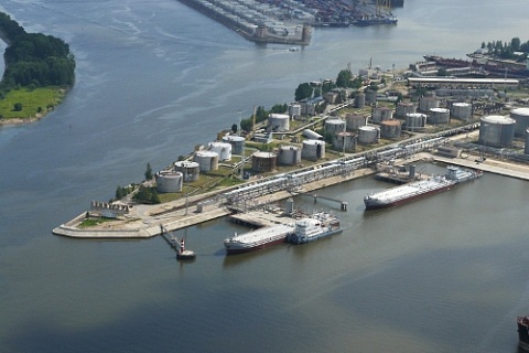 «Русагро» увеличит перевалку масел через Петербургский нефтяной терминал