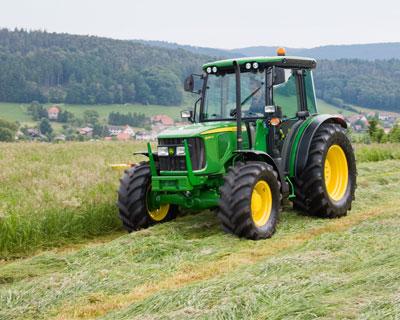 Deere & Co во II квартале заработала почти $1 миллиард