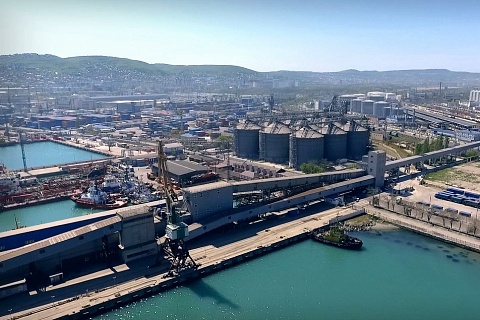 «Деметра-холдинг» и ОЗК будут развивать инфраструктуру порта Новороссийска