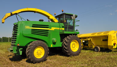 Кормоуборочный комбайн John Deere 7350