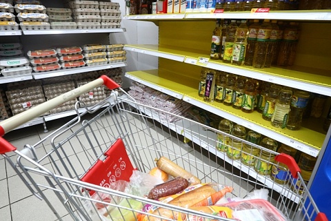 Госдума рекомендовала правительству ограничить наценки на продукты первой необходимости