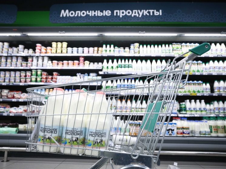 Потребители пошли за молоком. Спрос на молочную продукцию вырастет, несмотря на падение продаж в секторе HoReCa