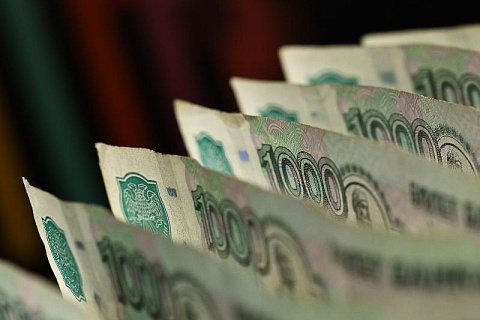 Банк России понизил ключевую ставку до 15,5%