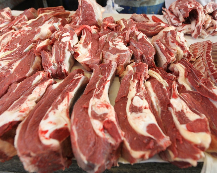 Переработчики предложили организовать внебиржевые торги мясом