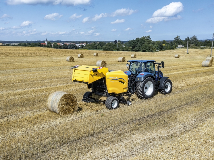 New Holland выводит на рынок новый рулонный пресс-подборщик Roll Bar 125