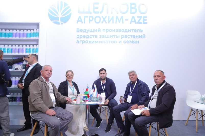 «Щелково Агрохим» борется за лидерство среди поставщиков СЗР на рынке Азербайджана