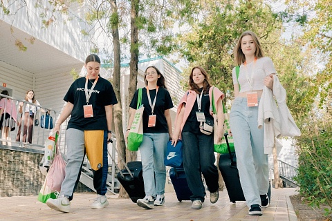 Михаил Мишустин: в АПК нужно ежегодно привлекать более 130 тысяч человек