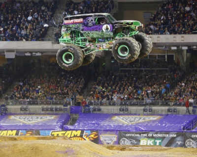 BKT и в этом году выступает главным действующим лицом Monster Jam World Finals