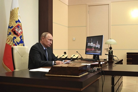 Владимир Путин поручил дополнительно поддержать аграриев