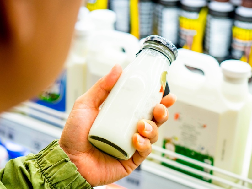 Предприятия Томской области с 1 сентября выпускают маркированную молочную продукцию