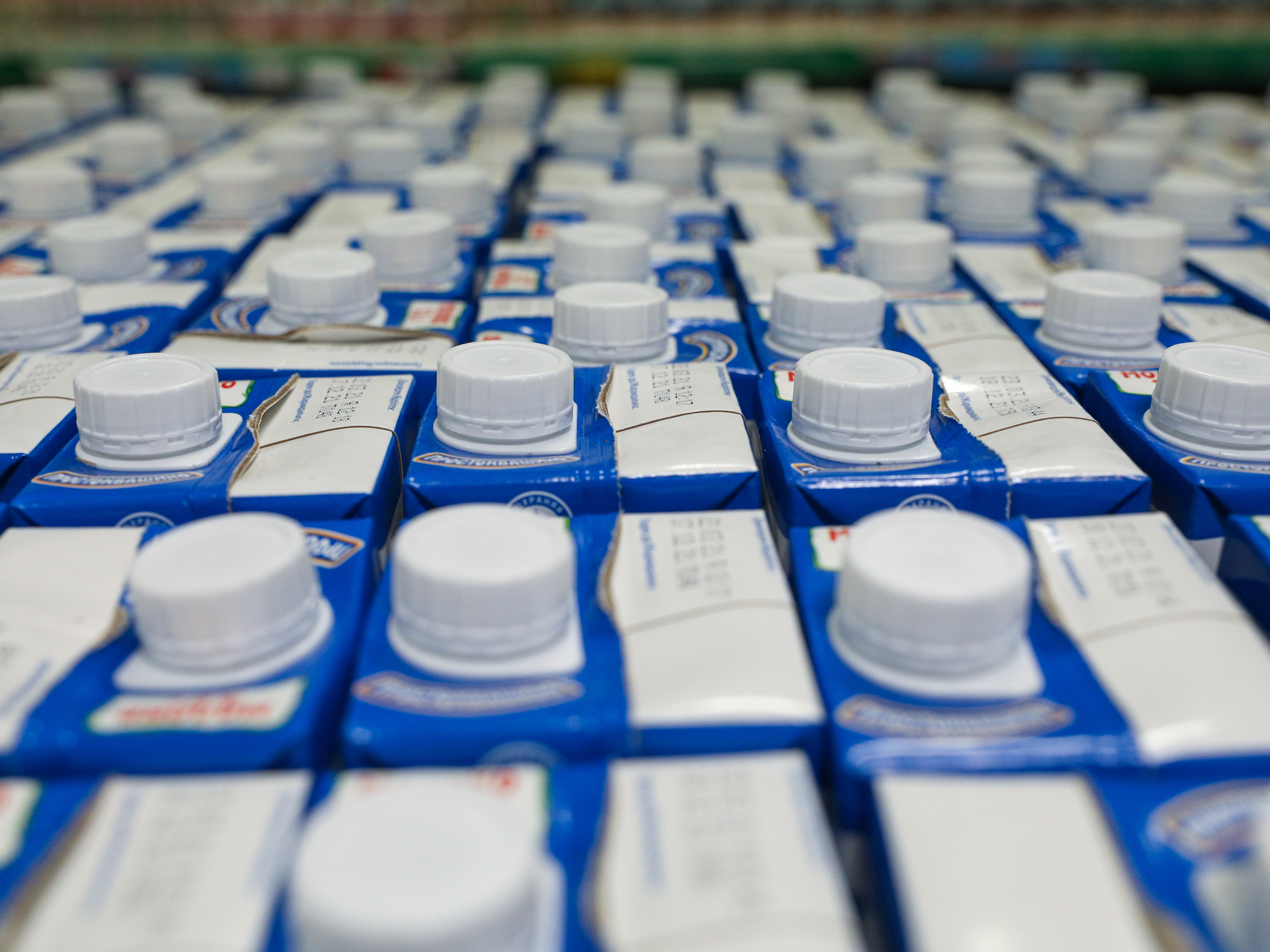 Производители молочной продукции просят собирать данные о производстве и поставках картона