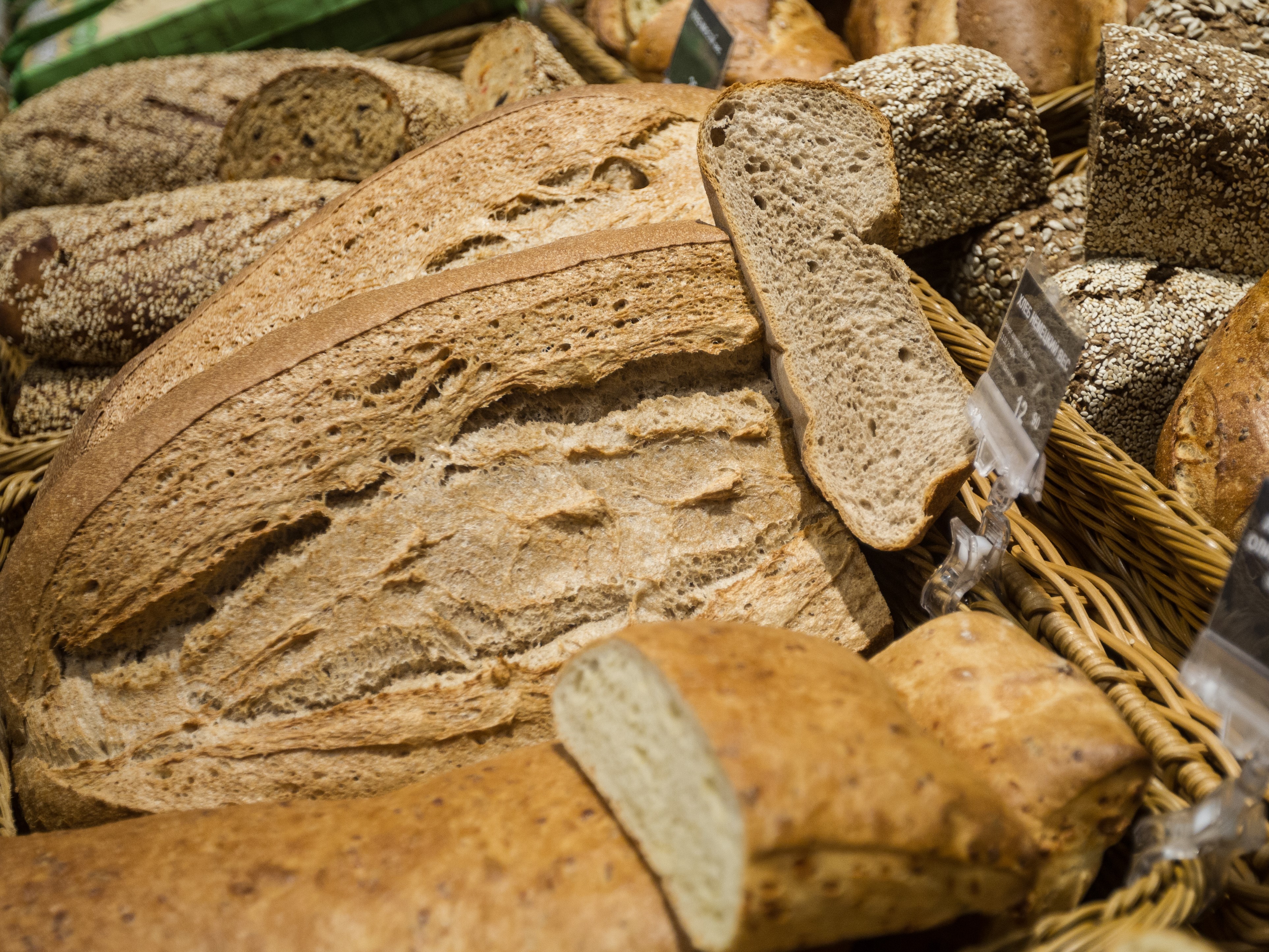 Минсельхоз предупредил о риске роста цен на хлеб и растительное масло
