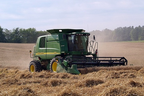 «Коблик групп» планирует купить завод John Deere в Оренбурге