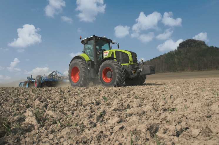 Партнерский материал. CLAAS поможет сэкономить до 30% затрат на закупку ГСМ при эксплуатации тракторов