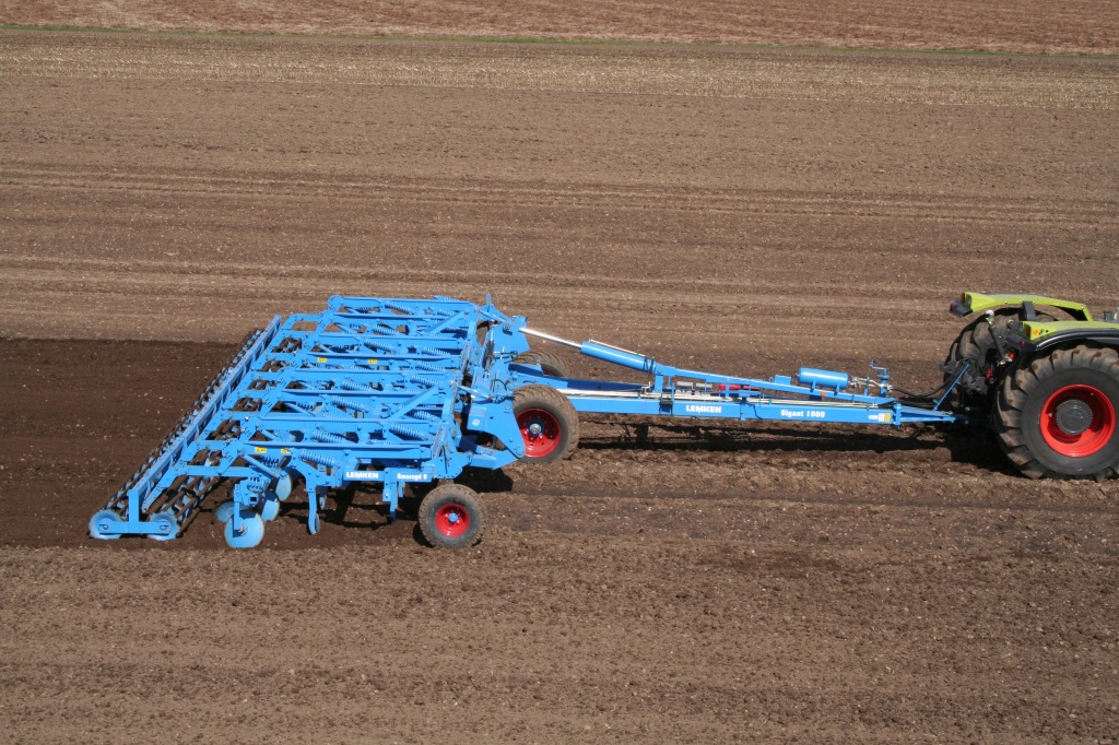 lemken_systemtrager_gigant_smaragd_4.jpg