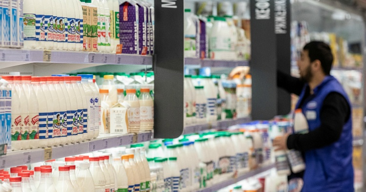 «Союзмолоко» просит не приравнивать продукцию с растительными жирами к молочной